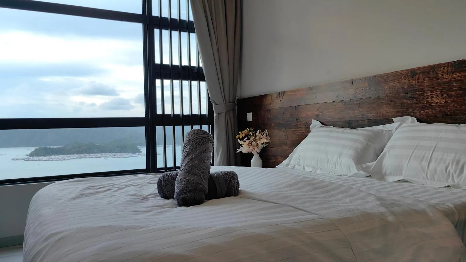 Jesselton Quay Sea View 2Br 4Pax Lv31 Daire Kota Kinabalu Malezya